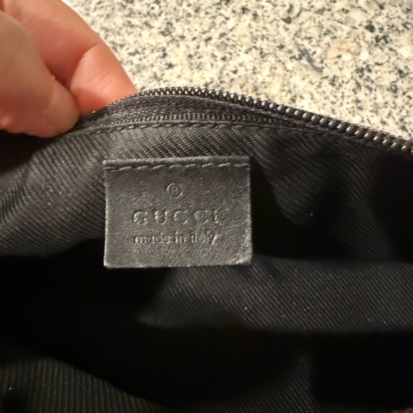 Gucci Beige and Black boat pochette Monogram purse 👜 - Picture 8 of 10